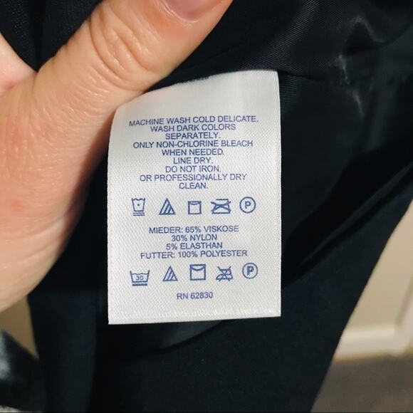 Lands End Ponte Shift Dress - Picture 7 of 7